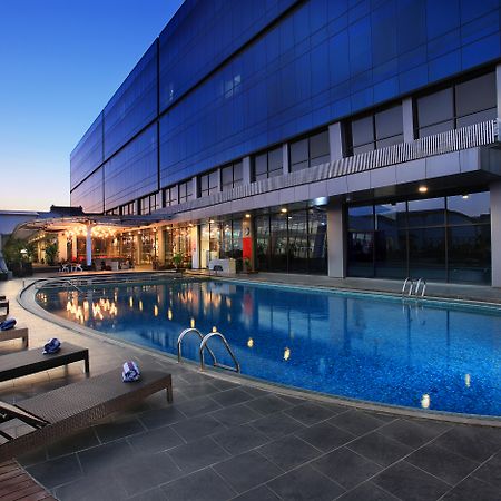 Swiss-Belhotel Cirebon Exterior foto